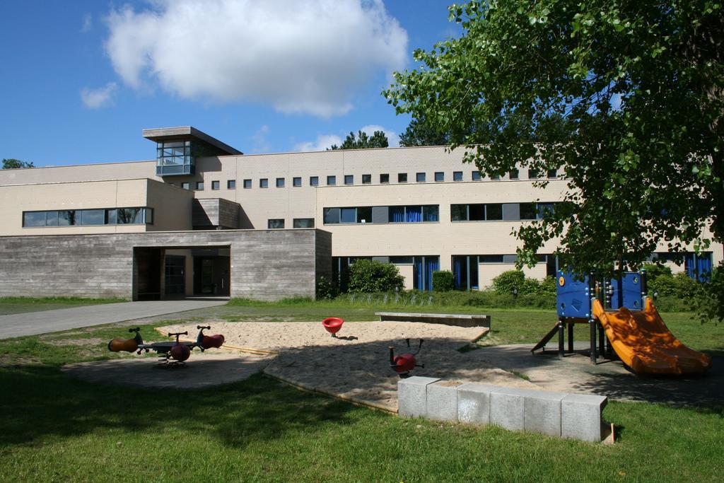 Jeugdherberg De Peerdevisser Oostduinkerke Dış mekan fotoğraf